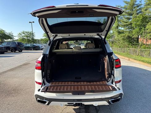 Used 2019 BMW X5 xDrive40i w/ M Sport Package AWD/4WD image 27