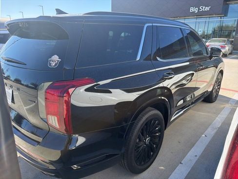 Used 2025 Hyundai Palisade Calligraphy image 3