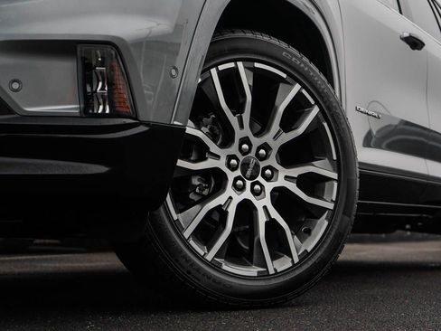 New 2026 GMC Acadia Denali Ultimate w/ LPO, Floor Liner Package image 6