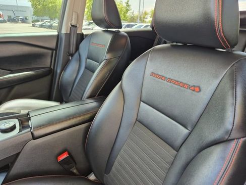 Certified 2025 Nissan Rogue SV AWD/4WD image 17