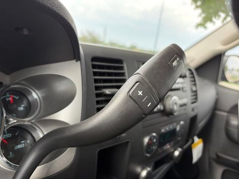 Used 2011 Chevrolet Silverado 1500 LT w/ All-Star Edition RWD image 11
