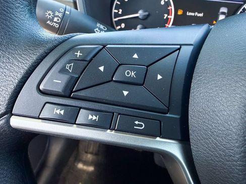 New 2026 Nissan Altima 2.5 SV FWD image 17