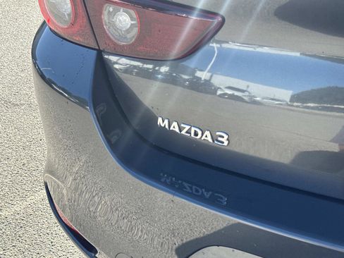 Used 2023 MAZDA MAZDA3 s image 5