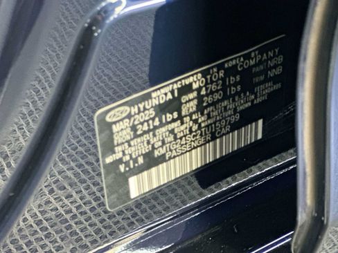 Used 2026 Genesis G70 2.5T Prestige RWD image 29