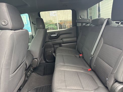 Used 2021 Chevrolet Silverado 1500 LT AWD/4WD image 16