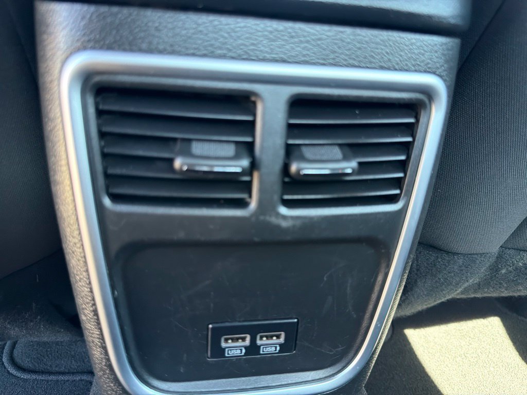 Used 2022 Dodge Charger SXT RWD image 24