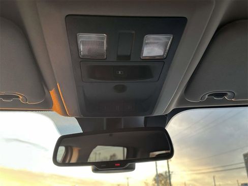 Used 2018 RAM 1500 Big Horn image 33