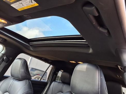 Used 2024 Toyota Highlander XSE image 10