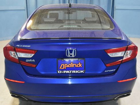 Used 2022 Honda Accord Sport image 28