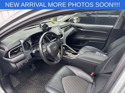 Used 2024 Toyota Camry SE FWD image 11