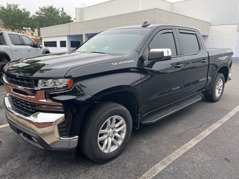 Used 2021 Chevrolet Silverado 1500 LT AWD/4WD image 1