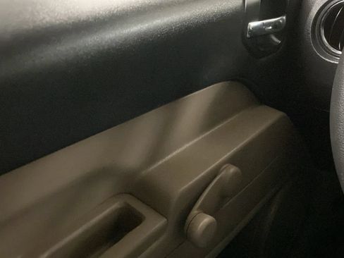 Used 2015 Jeep Patriot Sport FWD image 15