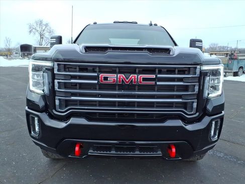 Used 2023 GMC Sierra 2500 AT4 image 2