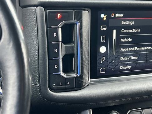 Used 2022 GMC Yukon XL Denali w/ Advanced Technology Package image 36