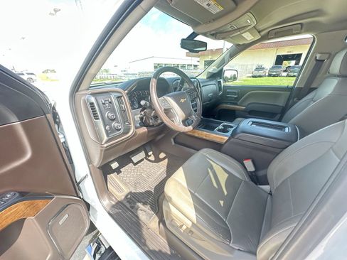 Certified 2018 Chevrolet Silverado 1500 LTZ w/ Sport Package AWD/4WD image 10