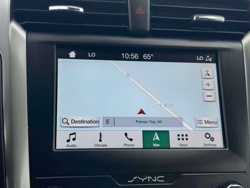 Used 2019 Ford Fusion SE FWD image 23
