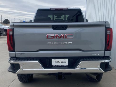 New 2026 GMC Sierra 2500 SLT image 6