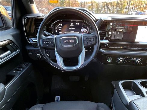 Certified 2022 GMC Sierra 1500 Elevation image 11