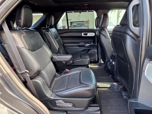 Used 2020 Ford Explorer ST w/ ST Street Pack AWD/4WD image 22