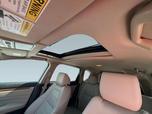 Used 2018 Honda CR-V Touring image 22