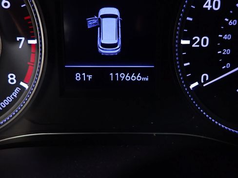 Used 2019 Hyundai Santa Fe SE AWD/4WD image 35