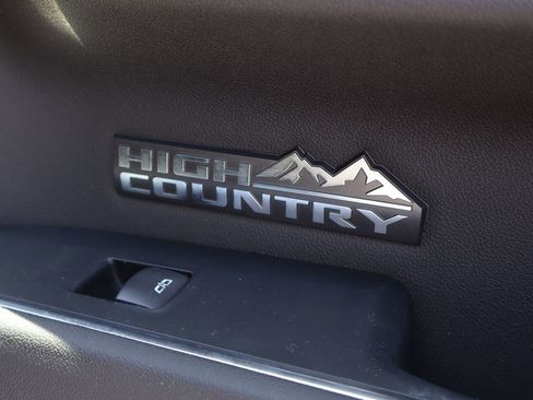 Used 2026 Chevrolet Silverado 1500 High Country w/ High Country Premium Package AWD/4WD image 53