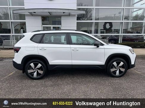 Certified 2025 Volkswagen Taos S image 9