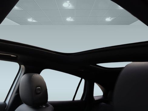 Certified 2025 Mercedes-Benz GLA 250 image 14