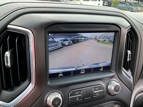 Used 2021 GMC Sierra 1500 AT4 w/ AT4 Premium Package AWD/4WD image 23