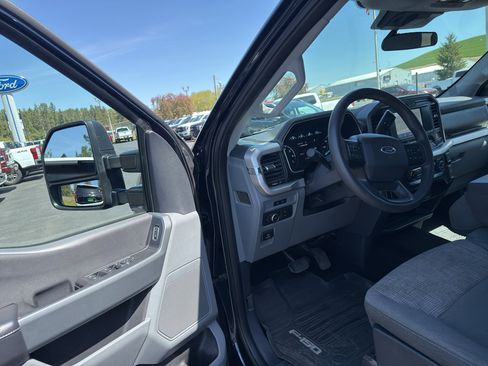 Used 2021 Ford F150 XLT w/ Trailer Tow Package AWD/4WD image 12