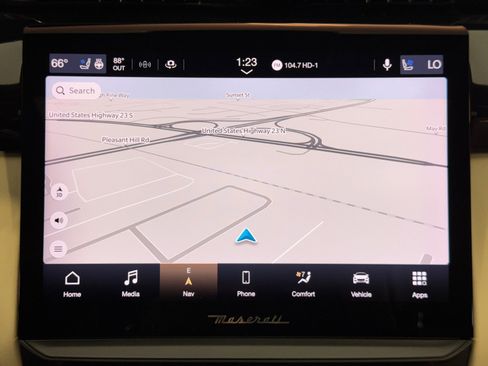 Used 2022 Maserati Quattroporte Modena Q4 image 28