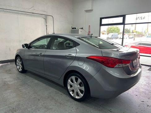 Used 2013 Hyundai Elantra Limited w/ Technology Pkg image 6