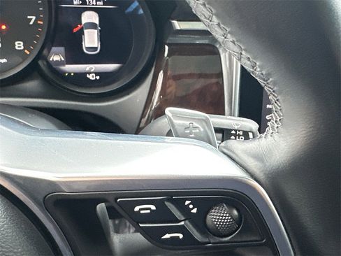 Used 2020 Porsche Macan image 31