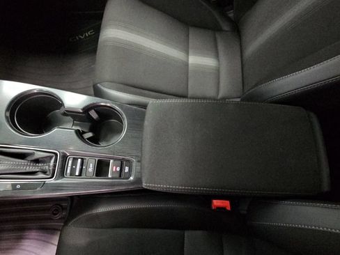 Used 2023 Honda Civic Sport image 19