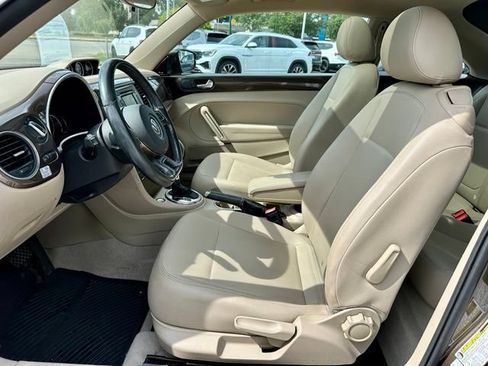Used 2014 Volkswagen Beetle TDI FWD image 12