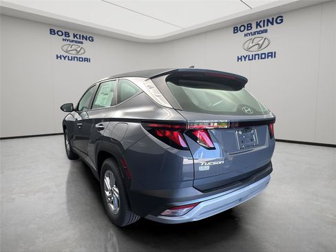 New 2026 Hyundai Tucson SE FWD image 3