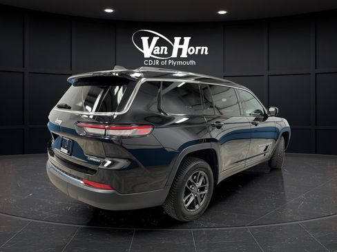 Used 2021 Jeep Grand Cherokee L Laredo w/ Luxury Tech Group I AWD/4WD image 7