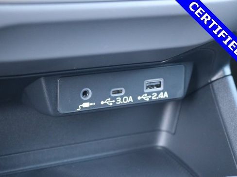 Used 2025 Subaru Crosstrek 2.0i Premium image 28