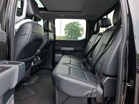 Used 2023 Ford F250 Lariat w/ Lariat Ultimate Package AWD/4WD image 10
