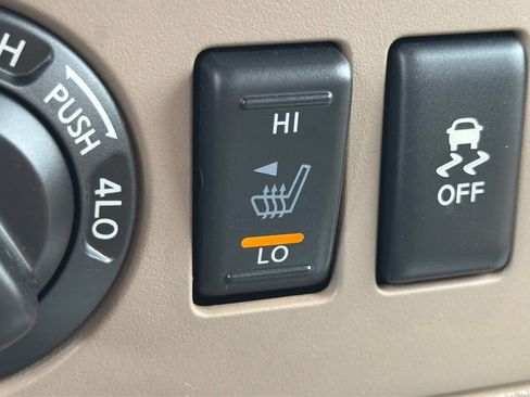 Used 2016 Nissan Frontier SV w/ SV Value Truck Package image 38