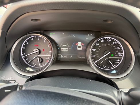 Used 2023 Toyota Camry SE w/ Cold Weather Package image 14