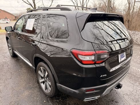 Certified 2024 Honda Pilot Elite image 5