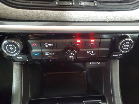 Used 2022 Jeep Compass Latitude image 20