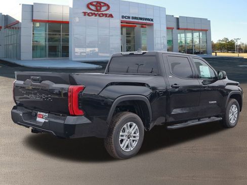 New 2025 Toyota Tundra SR5 image 5