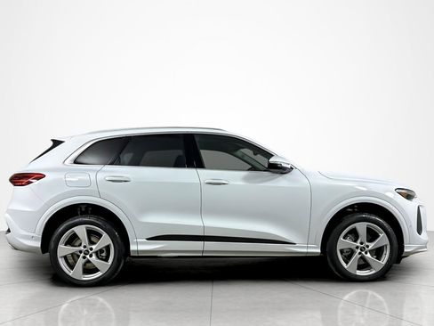 New 2025 Audi Q5 Premium Plus image 7