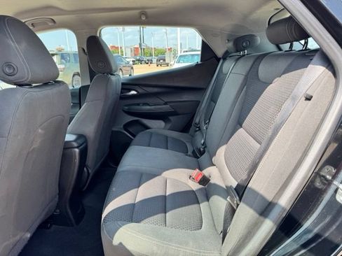 Used 2022 Chevrolet Bolt LT FWD image 21
