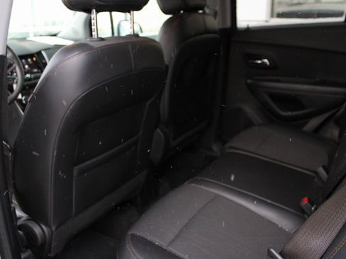 Used 2021 Chevrolet Trax LT image 31