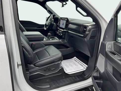 Used 2024 Ford F150 Lariat image 19