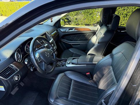 Used 2014 Mercedes-Benz GL 450 4MATIC w/ Lighting Package image 7