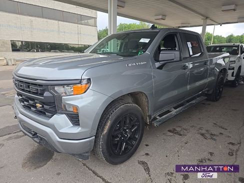 Used 2024 Chevrolet Silverado 1500 Custom AWD/4WD image 1